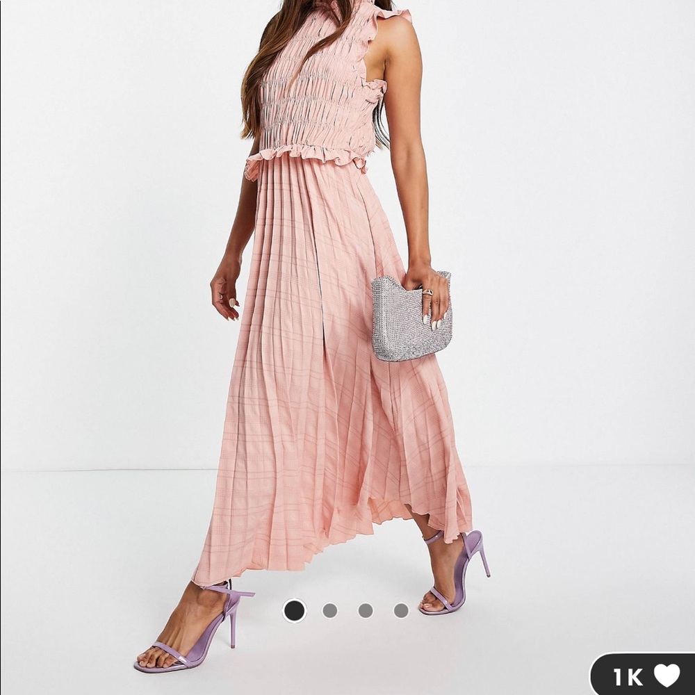 ASOS DESIGN - shirred sleeveless pleated midi dress - soft pink size 2 NWT
